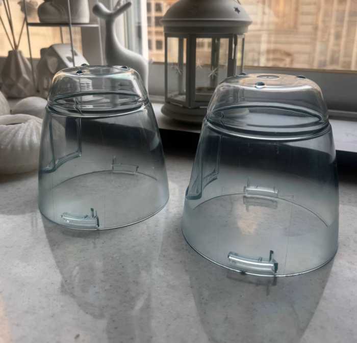 درب آسیاب مولینکس ، مدل AW5 ساخت فرانسه رسید